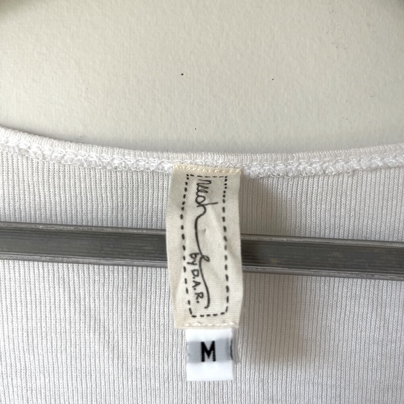 Neesh White Long Sleeve Tee, Rayon Flow Bottom - Picture 5 of 8